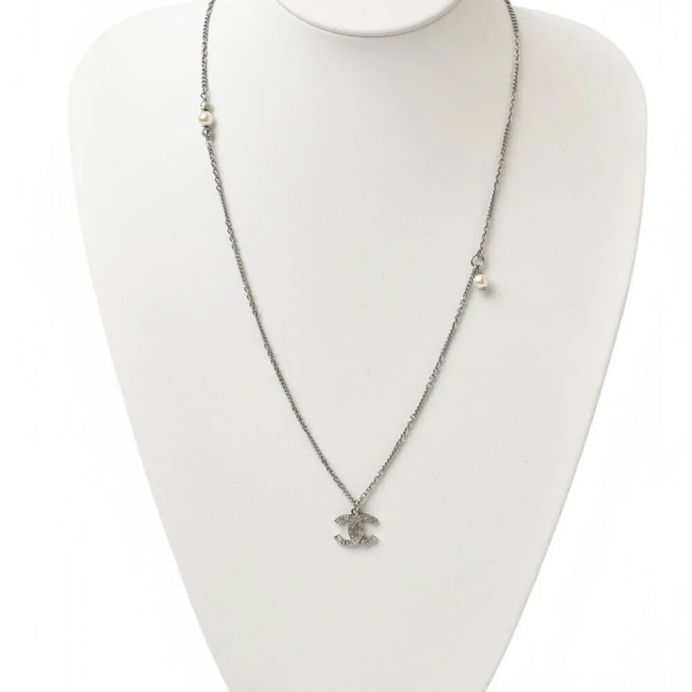 CHANEL silver pearl